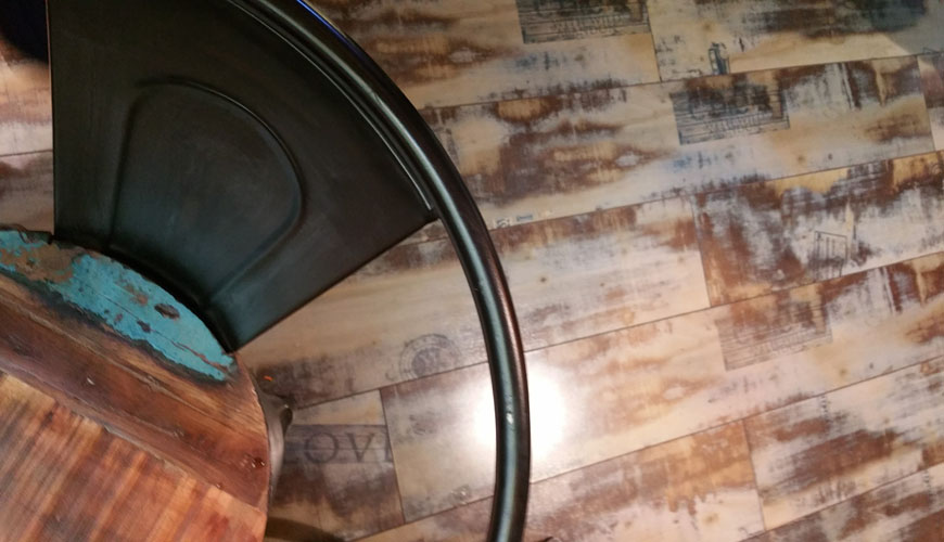 Mengapa Membeli Flooring Kayu Sangat Murah Akan Merugikan Anda